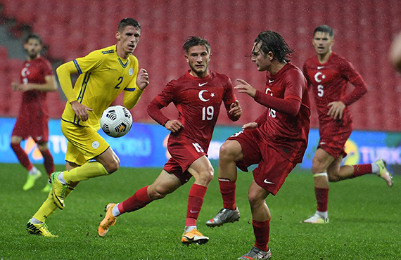 mit Milli Takm, Kosova'y 3-0 yendi