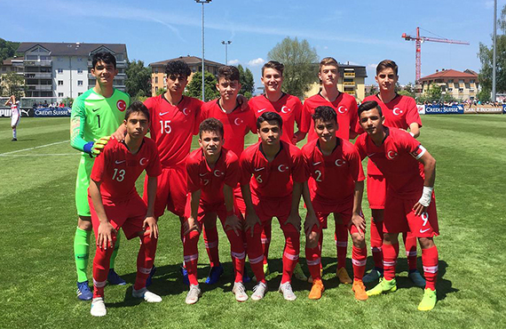 U15s lost against Switzerland: 4-1