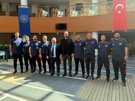 Orjinal boyutlar� i�in t�klay�n�z