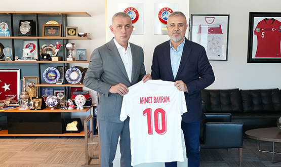 Ahmet Bayram'dan, TFF Bakan Hacosmanolu'na Ziyaret