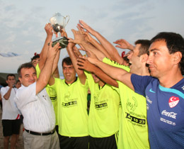 Garanti Plaj Futbolu Ligi Mudanya Etab ampiyonu Zaferspor oldu