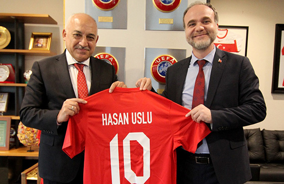 Hasan Uslu, Bakan Mehmet Bykeki'yi Ziyaret Etti