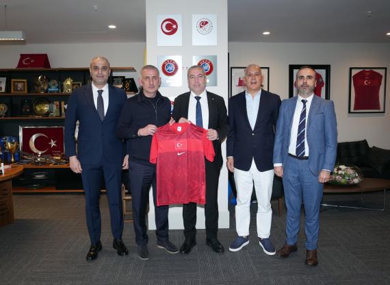 Orjinal boyutlar� i�in t�klay�n�z