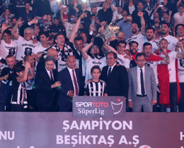 Beikta has received Spor Toto Super League trophy