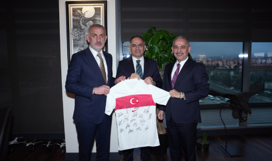 TFF Ba�kan� Hac�osmano�lu'ndan Nam�k Tan�k'a Ziyaret