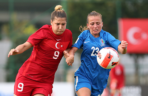 Kadn A Milli Takm, Azerbaycan ile 2-2 berabere kald