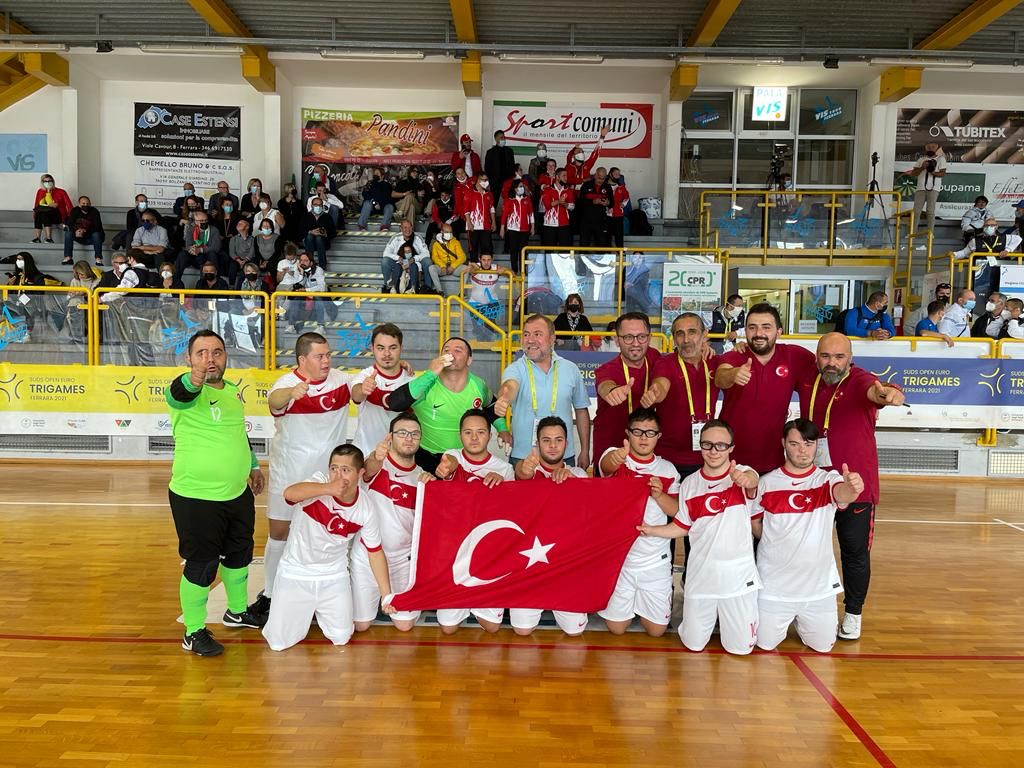 Down Sendromlular Futsal Milli Takımı Avrupa şampiyonu oldu - Engelli  Futbolu Haber Detayları TFF