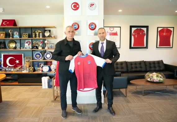 Orjinal boyutlar iin tklaynz