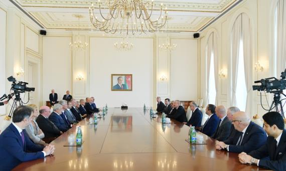 Orjinal boyutlar iin tklaynz