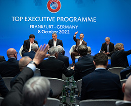 Hamit Altntop ve Kadir Karda, UEFA TEP Toplants’na katld 