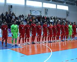 Futsal A Mill Takmmz, Polonyaya Malup Oldu