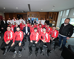 ��itme Engelliler Mill� Tak�m��ndan TFF Ba�kan� Hac�osmano�lu�na Ziyaret