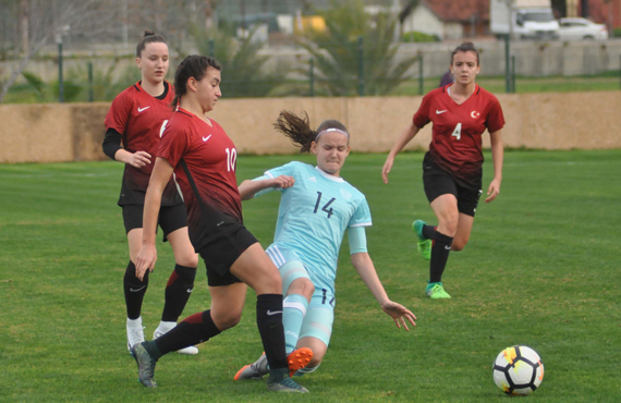 U19 Kadn Milliler, Rusya'y 2-1 malup etti