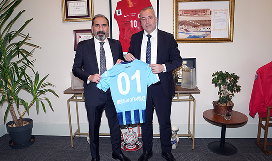 Ertan Zeybek, Ba�kan Vekili Otyakmaz'� Ziyaret Etti