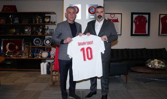 brahim Turgut'tan TFF Bakan Hacosmanolu'na Ziyaret