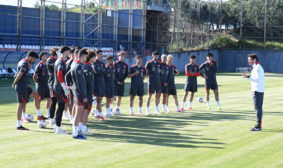 �mit Mill� Tak�m�m�z, Kosova Ma�� Haz�rl�klar�na Ba�lad�