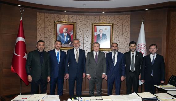 Orjinal boyutlar� i�in t�klay�n�z