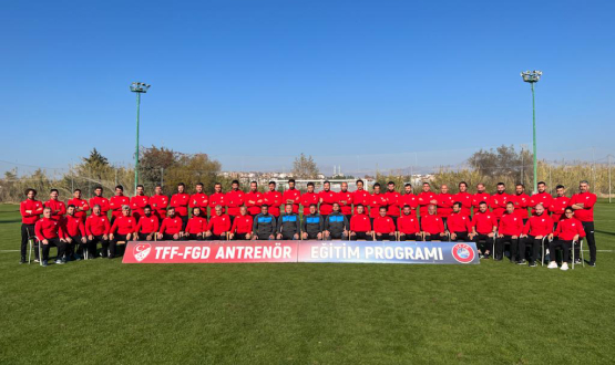 UEFA B Antrenr Eitim Programlarnn 1. Aamalar Tamamland