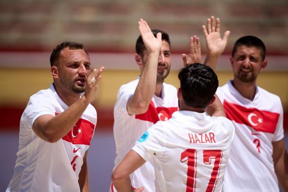 Orjinal boyutlar� i�in t�klay�n�z