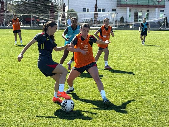 Orjinal boyutlar� i�in t�klay�n�z