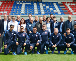 Fatih Terim, U12 zmir Cup alna katld