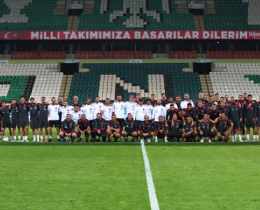 Ay-Yldzllar, MEDA Konya Bykehir Stadyumunda alt