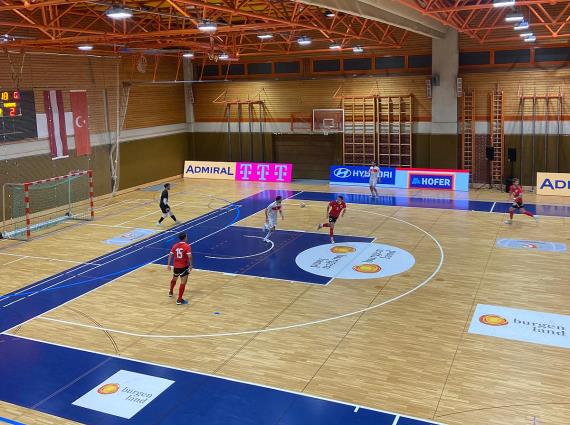 Orjinal boyutlar� i�in t�klay�n�z