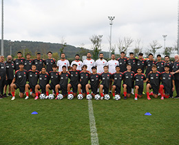 U17 Mill Takmmz, Macaristan Karsnda