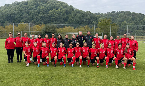 U19 Kad�n Mill� Tak�m�'n�n Slovakya Ma�lar� Haz�rl�klar� Ba�lad�