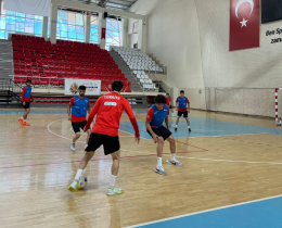 Futsal Mill Takmlarnn Ortak Kamp Tamamland