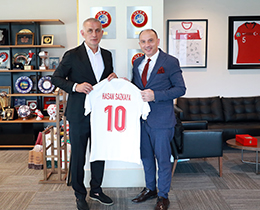 Hasan Sazkaya, TFF Bakan Hacosmanolunu Ziyaret Etti