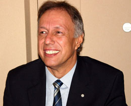 Sarvan: "Hakem s�re uzat�m�n� artt�rabilir"