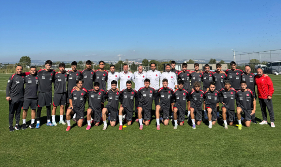 U18 Mill Takmmz, Portekiz Karsnda