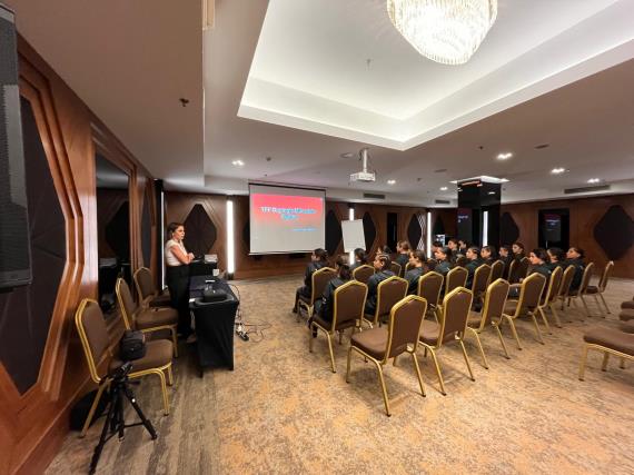 Orjinal boyutlar iin tklaynz