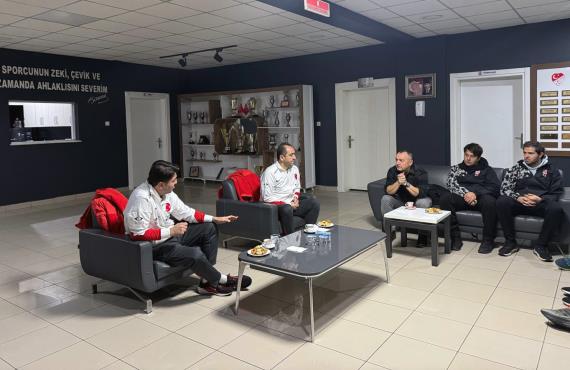 Orjinal boyutlar� i�in t�klay�n�z