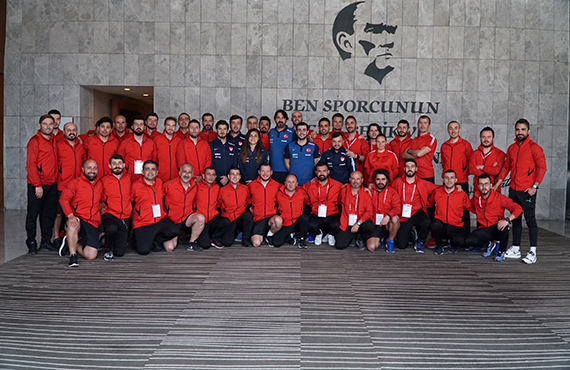 Ma ve Performans Analizi Antrenrl Sertifikasyon  Program tamamland