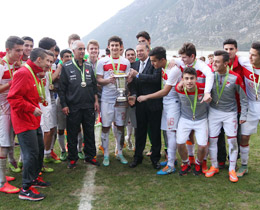 Turkey win 2015 Mercedes-Benz Aegean Cup (Video)