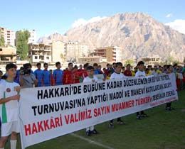 Hakkaride "Herkes iin Futbol enlii" gerekleti