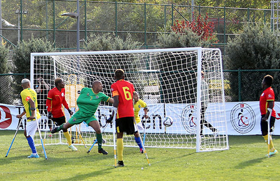 Ampute Futbol Dnya Kupas'nda eyrek final malar tamamland