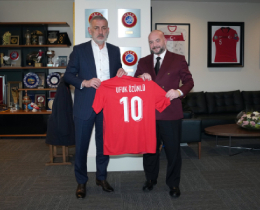 Ufuk �z�nl�, Ba�kan Hac�osmano�lu ve Ba�kan Vekili Otyakmaz�� Ziyaret Etti