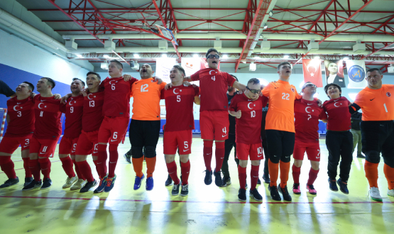 Down Sendromlu Futsal Mill Takmmz, Trisome Oyunlar kincisi Oldu