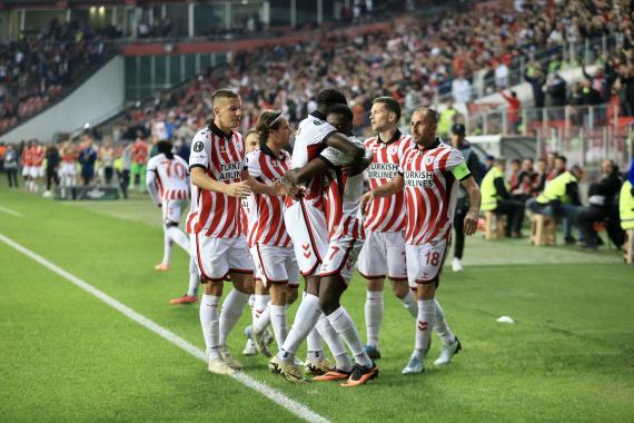 Orjinal boyutlar iin tklaynz