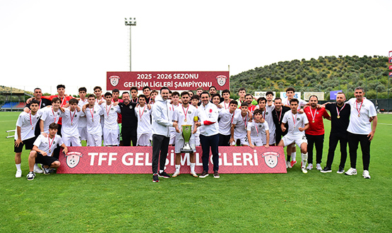 U19 Geli�im Ligi'nde �ampiyon Manisa Futbol Kul�b� Oldu