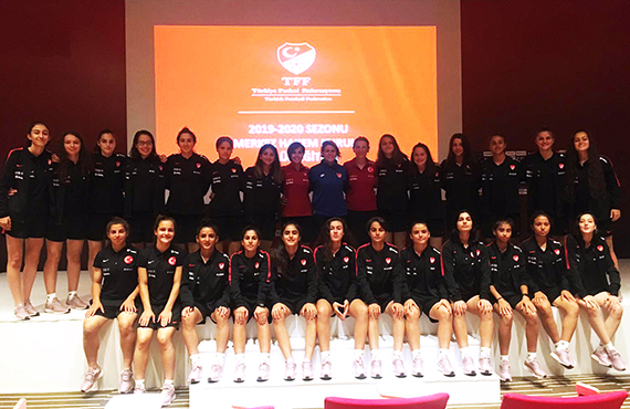 U17 Kz Milli Takm, hazrlklarna devam ediyor