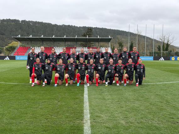 Orjinal boyutlar� i�in t�klay�n�z