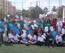 Kiliste Liseler Aras Gen Kzlar Hal Saha Futbol Turnuvas yapld