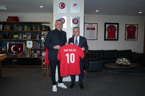 Orjinal boyutlar� i�in t�klay�n�z