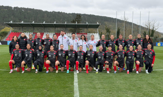 U18 Kad�n Mill� Tak�m�m�z, UEFA Dostluk Kupas�'na Haz�r
