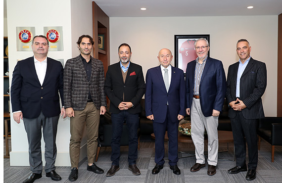 Sabah Gazetesi'nden Bakan Nihat zdemir'e ziyaret
