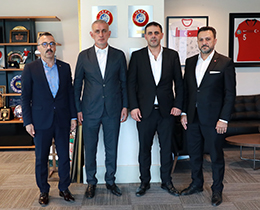 Arslan ve Ademolundan, TFF Bakan Hacosmanoluna Ziyaret